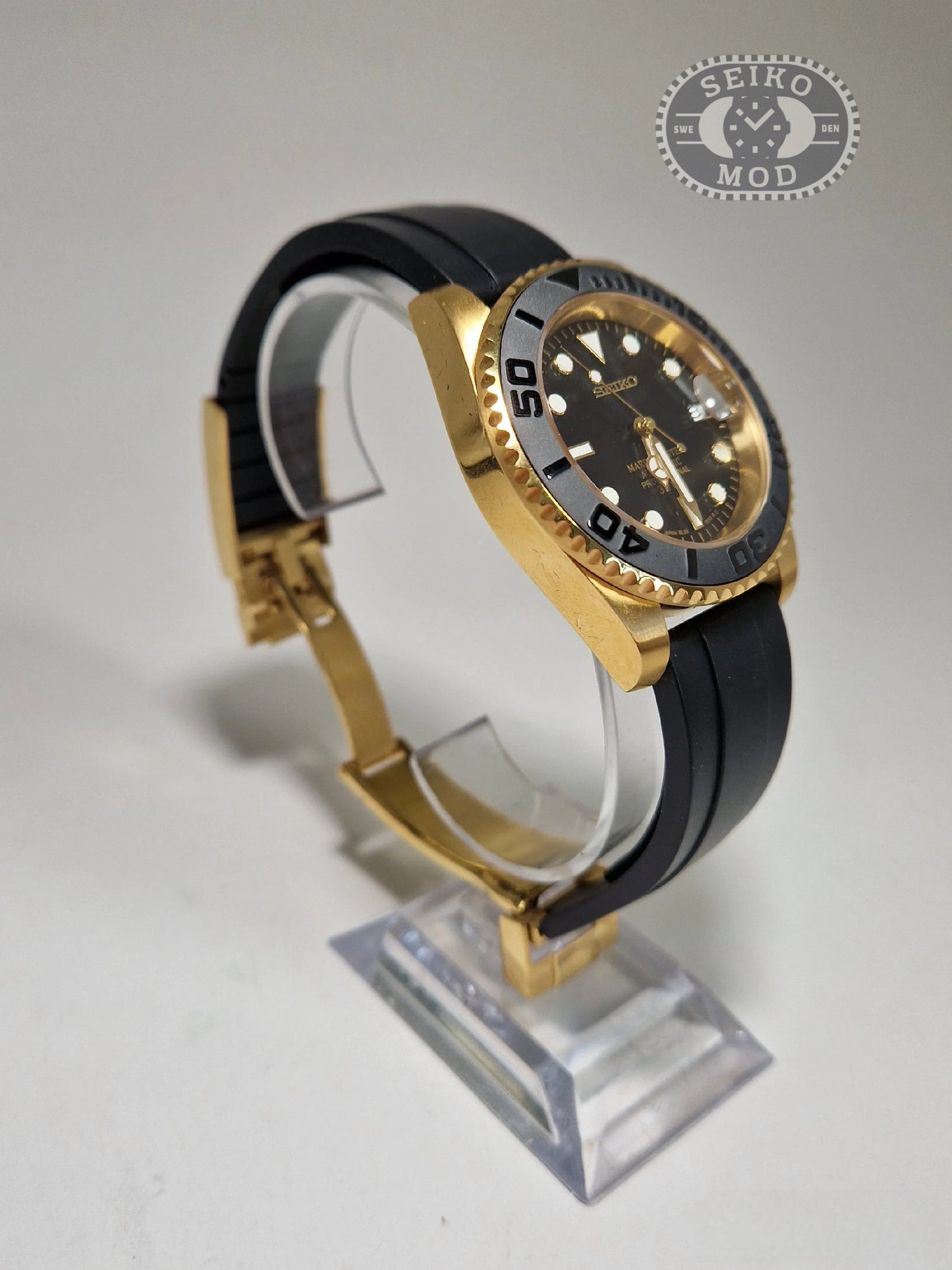 Gold with Sports Band - Yacht-Master