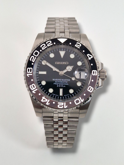 Bruce Wayne - Submariner Mod